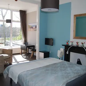 https://bed-breakfast-obrechtstraat.thehaguehotels.net